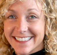 Headshot of Lynda Greenberg